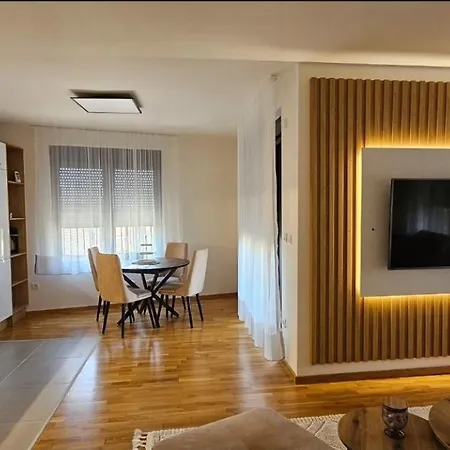 Sanela's Peace Apartman