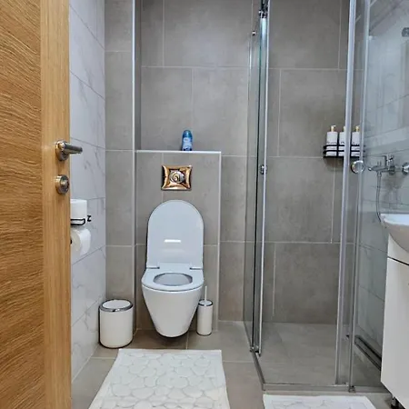 Sanela's Peace Apartman